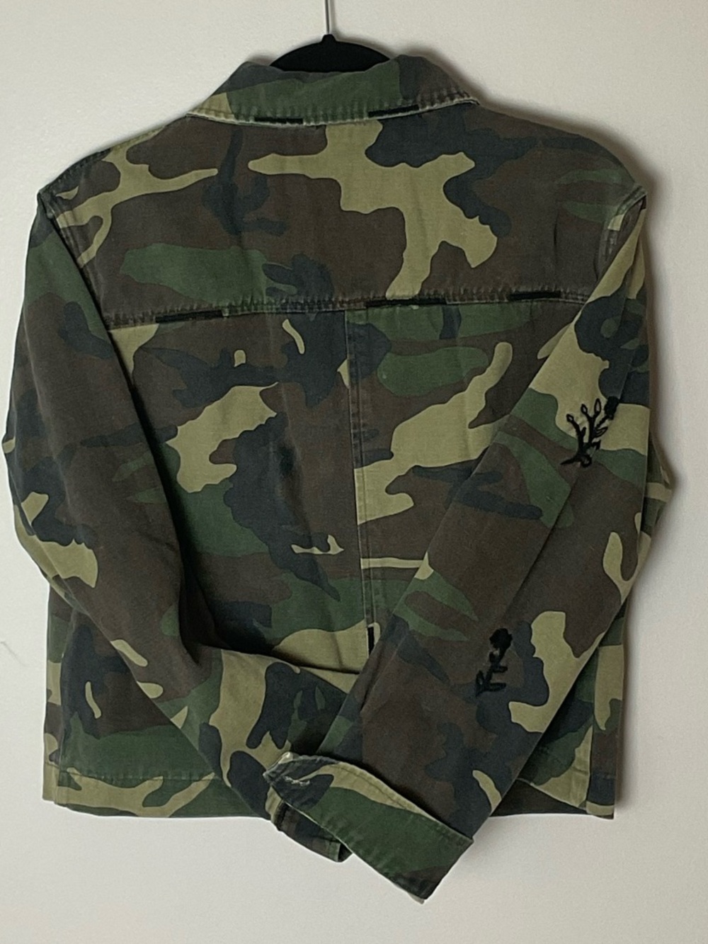 dolan Camouflage Jacket Black Embroidered Roses Hippie Festival Military Size M - Picture 5 of 11